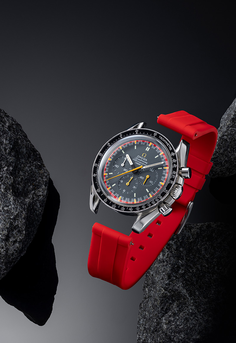 Flying Omega on Wisstraps straps